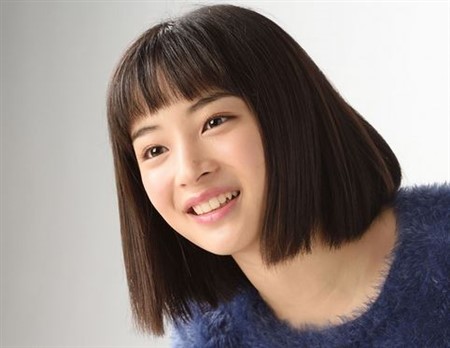 広瀬すず風メイクのやり方!透明感のあるふんわりキュート顔の作り方